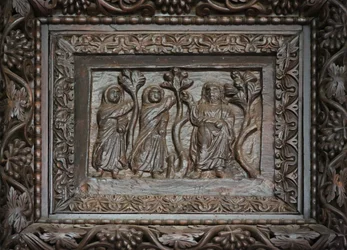 Panneau de la porte du 5ème siècle : le Christ apparaît aux Saintes Femmes au tombeau